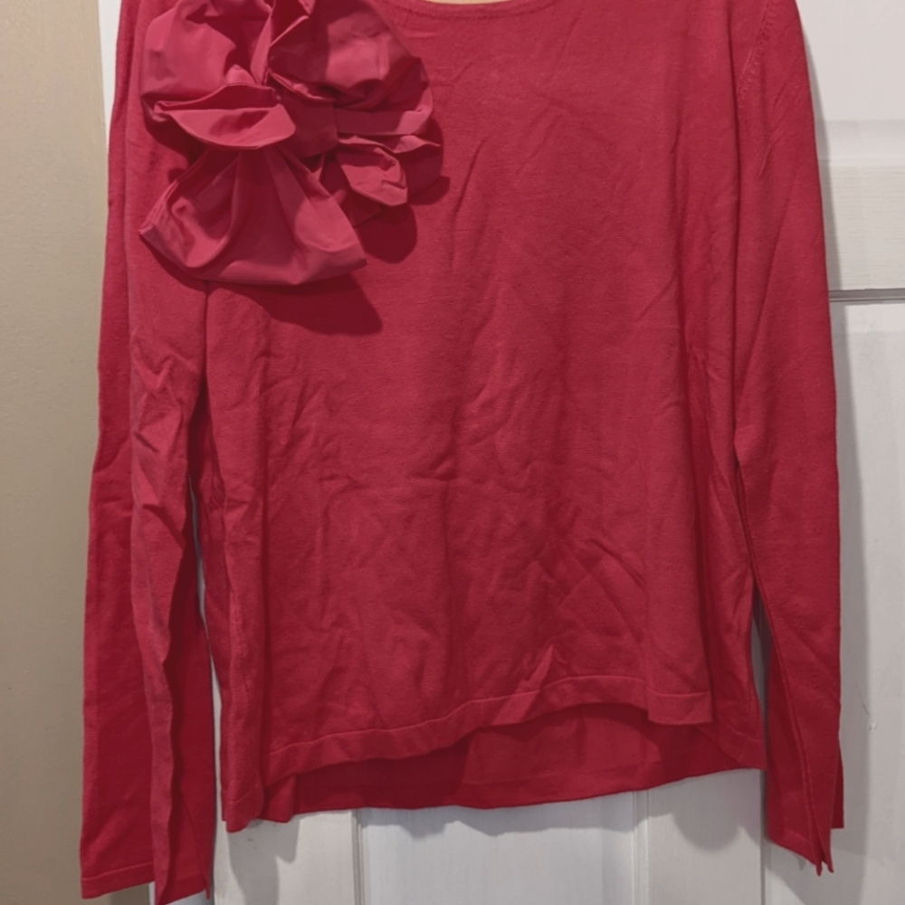 New York & Company pink top with rosette in XXL.